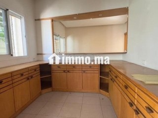 VILLA AVEC PISCINE À LOUER À OASISS - Villa à louer - Casablanca