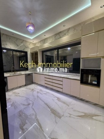 joli-villa-meuble-moderne-avec-piscine-big-5