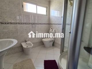 Villa Ain Diab, impasse, côté Anfa Place - Villa à louer - Casablanca