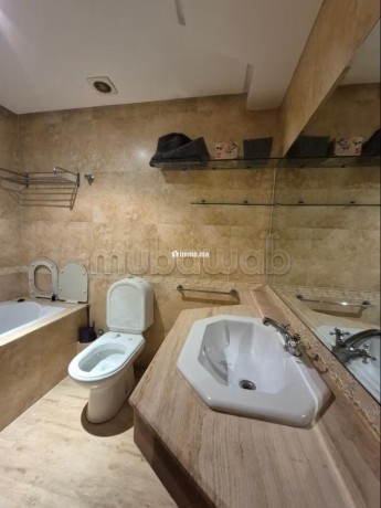 a-louer-beau-appt-meuble-3ch-gauthier-big-13