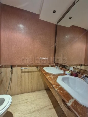 a-louer-beau-appt-meuble-3ch-gauthier-big-6