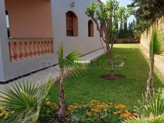a-louer-une-ferme-avec-grande-villa-refaite-a-neuf