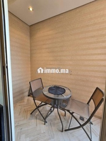 joli-appartement-avec-piscine-big-7