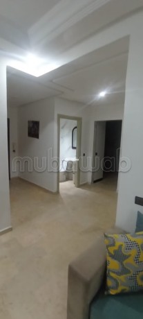 tres-bel-appartement-en-location-a-hivernage-2-grandes-pieces-meuble-big-5