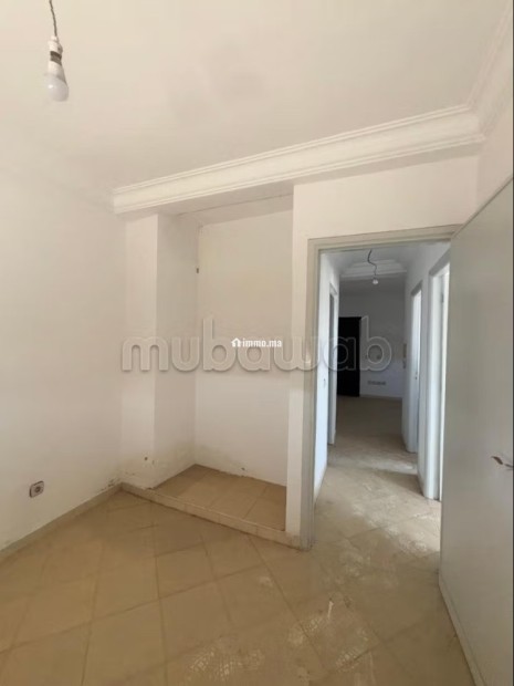 Très bel appartement en location à Oulfa. 2 belles chambres. Grand balcon - Location Immobilier - Casablanca - photo 6