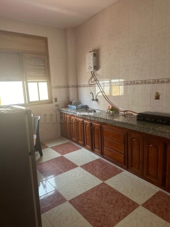 location-dun-appartement-a-asilah-surface-de-73-m2-tout-confort-avec-cheminee-et-climatisation-big-2