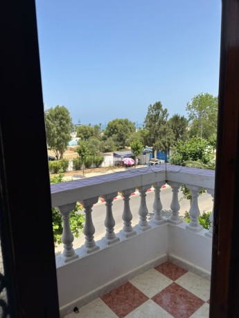 location-dun-appartement-a-asilah-surface-de-73-m2-tout-confort-avec-cheminee-et-climatisation-big-4
