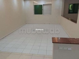 appartement-en-vente-a-diour-jamaa-3-pieces-service-de-concierge-et-climatisation
