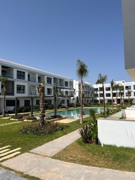 Superbe rez de jardin de 160 m² à Louer - Location Immobilier - Autre - photo 2