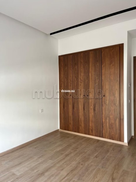 Superbe rez de jardin de 160 m² à Louer - Location Immobilier - Autre - photo 3