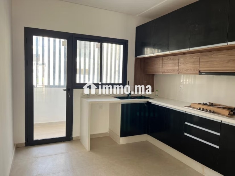Superbe rez de jardin de 160 m² à Louer - Location Immobilier - Autre - photo 8