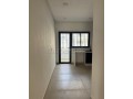 superbe-rez-de-jardin-de-160-m2-a-louer-small-10
