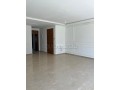 superbe-rez-de-jardin-de-160-m2-a-louer-small-13