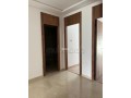 superbe-rez-de-jardin-de-160-m2-a-louer-small-5