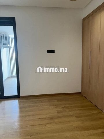 Studio vide neuf maarif rue de jura - Location Immobilier - Casablanca - photo 3