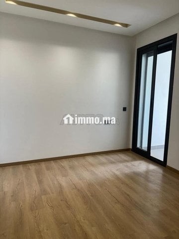 Studio vide neuf maarif rue de jura - Location Immobilier - Casablanca - photo 7