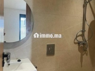 Studio vide neuf maarif rue de jura - Appartement à louer - Casablanca