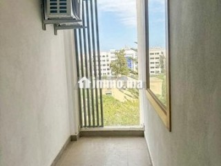 Studio vide neuf maarif rue de jura - Appartement à louer - Casablanca