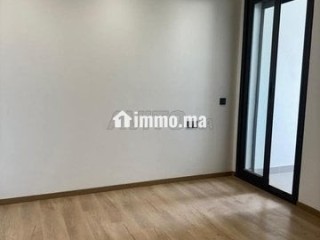 Studio vide neuf maarif rue de jura - Appartement à louer - Casablanca