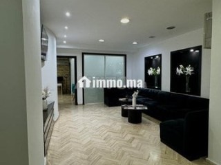 plateau-bureau-82-quartier-racine