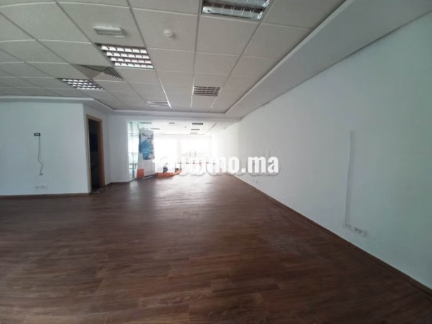 plateau-bureau-a-louer-a-agdal-big-3