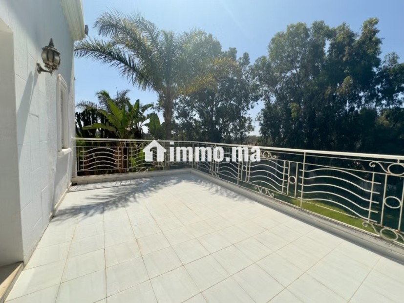 Villa Luxueuse à louer - Location Immobilier - Autre - photo 7