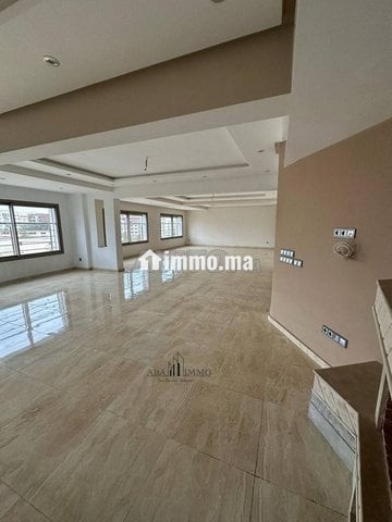 Grand Appartement 240 m² sans Vis à Vis - Location Immobilier - Casablanca - photo 1
