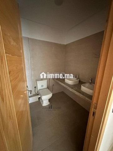 Grand Appartement 240 m² sans Vis à Vis - Location Immobilier - Casablanca - photo 7