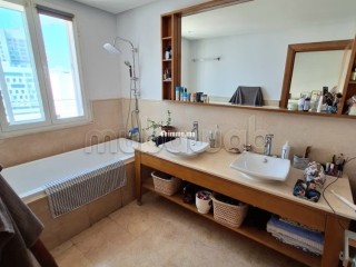 Racine – bel appartement meublé 200m2 avec grande terrasse à louer - Appartement à louer - Casablanca