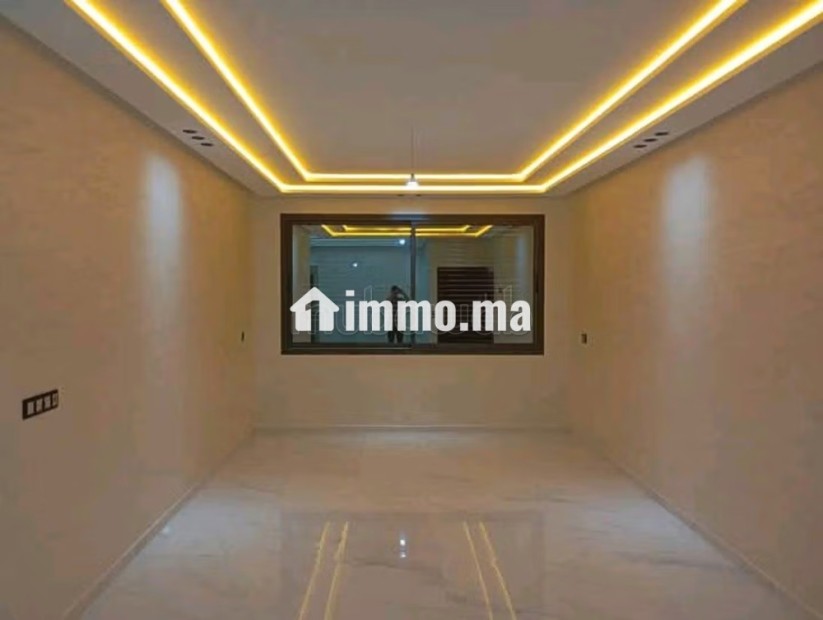Appartement à l'achat à Hamria. 3 chambres agréables. Porte blindée, antenne parabolique - Vente Immobilier - Meknes - photo 2