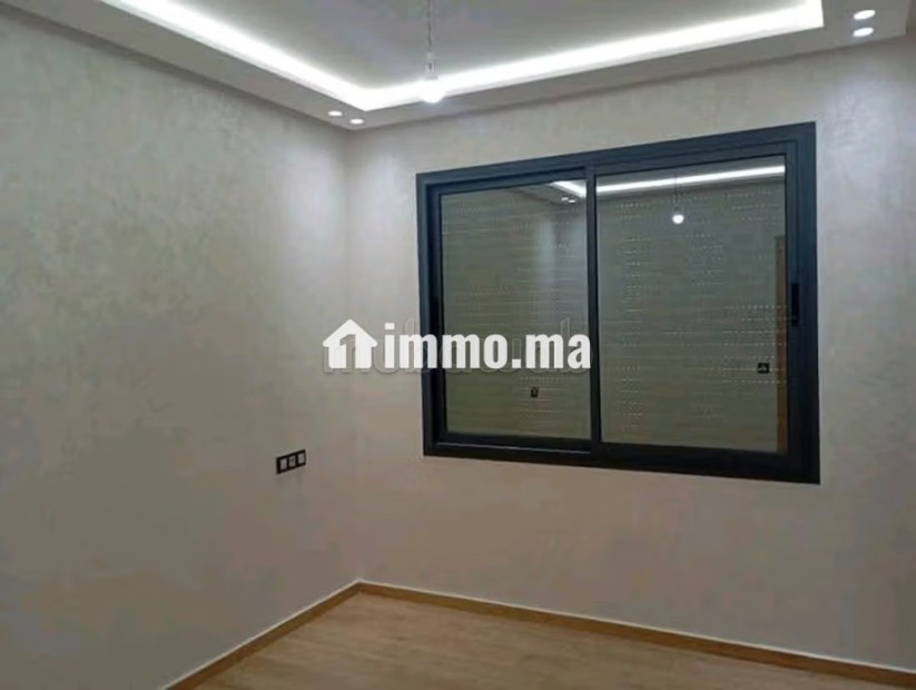 Appartement à l'achat à Hamria. 3 chambres agréables. Porte blindée, antenne parabolique - Vente Immobilier - Meknes - photo 6