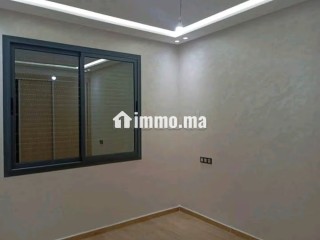 Appartement à l'achat à Hamria. 3 chambres agréables. Porte blindée, antenne parabolique - Appartement à vendre - Meknes