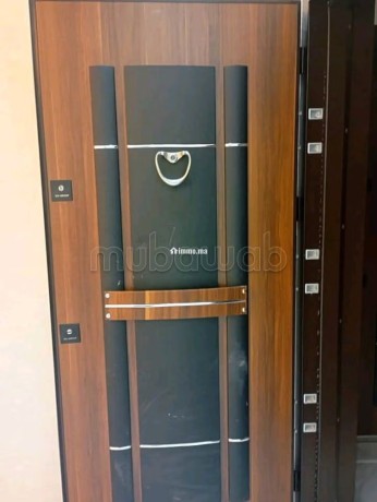appartement-a-lachat-a-hamria-3-chambres-agreables-porte-blindee-antenne-parabolique-big-12