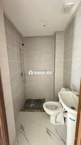 شقة للكراء الشهري قرب محطة الجديدة حرارين - Location Immobilier - Tanger - photo 2