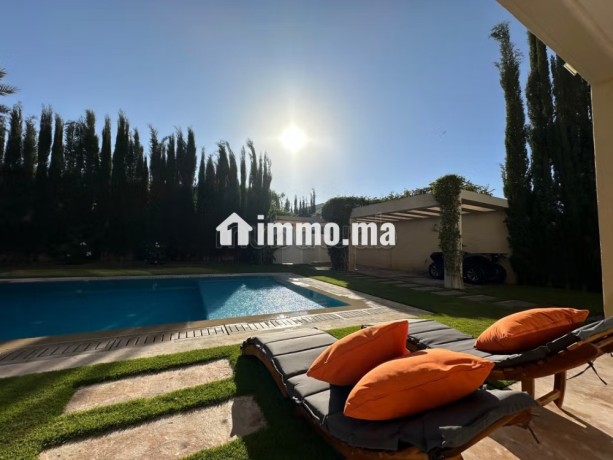 location-villa-de-haut-standing-a-taghazout-surface-totale-620-m2-antenne-parabolique-residence-securisee-big-2