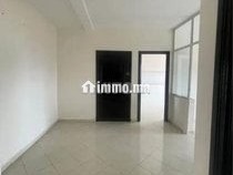 شقة طابق على شارع للكراء مهني - Appartement à louer - El Jadida