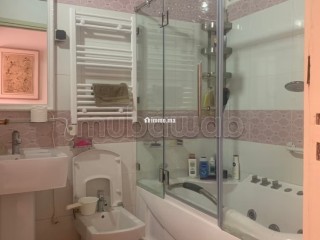 Location saisonnière à Agdal.
Superficie 100 m².
Ascenseur et places de parking - Appartement à vendre - Rabat