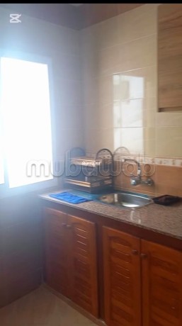 location-saisonniere-a-martil-1-belle-chambre-salon-contemporain-big-6