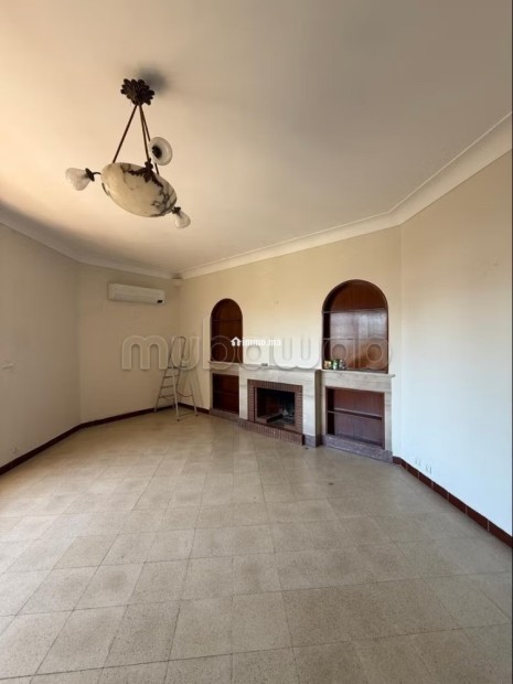 Location d'un appartement en Centre. 3 belles chambres Terrasse - Location Immobilier - Tanger - photo 1