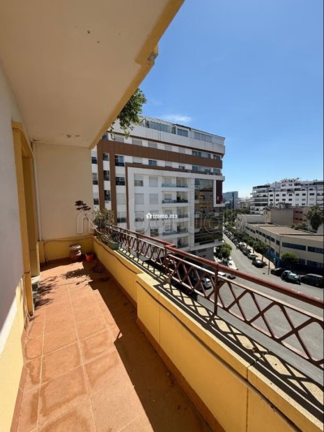 Location d'un appartement en Centre. 3 belles chambres Terrasse - Location Immobilier - Tanger - photo 3
