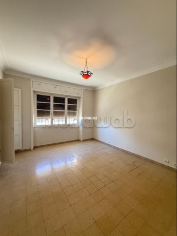 location-dun-appartement-en-centre-3-belles-chambres-terrasse-big-15