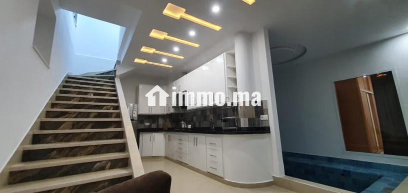 villa-de-standing-a-louer-pour-vos-vacances-a-asilah-6-chambres-climatisation-et-piscine-big-3