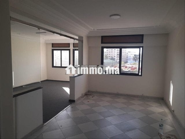 Bureau 5p 130m2 a louer sur rte d'el jadida - Location Immobilier - Casablanca - photo 1