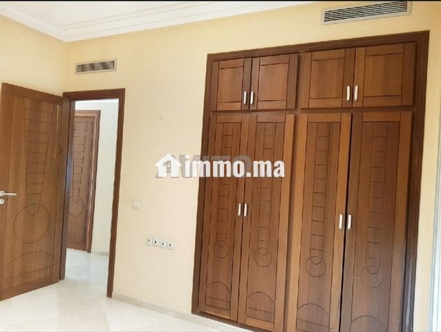 Un appartement T4 de 160 m² à Iberia à louer - Location Immobilier - Tanger - photo 4