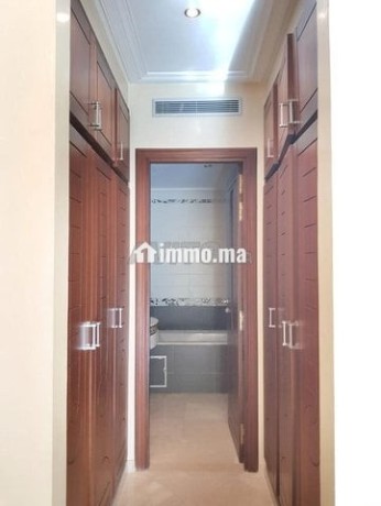 un-appartement-t4-de-160-m2-a-iberia-a-louer-big-4