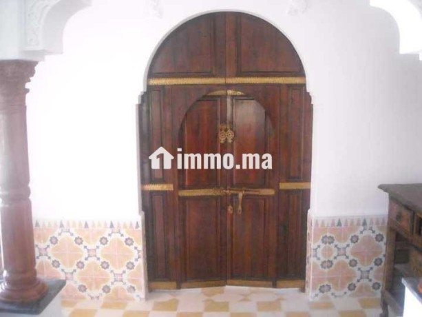 ferme-sur-la-route-de-lourika-big-2