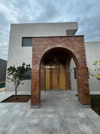 villa-melkia-a-vendre-sur-la-route-de-fes-big-1