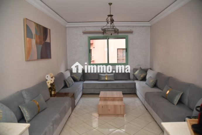 location-saisonniere-a-haut-agdal-surface-totale-70-m2-salon-marocain-et-antenne-parabolique-big-6