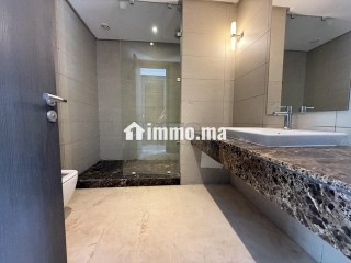 VILLA HAUT STANDING NEUF À LOUER A AIN DIAB - Villa à louer - Casablanca