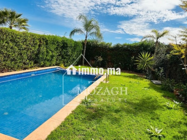 charmante-villa-3-ch-piscine-domaine-golfique-big-1